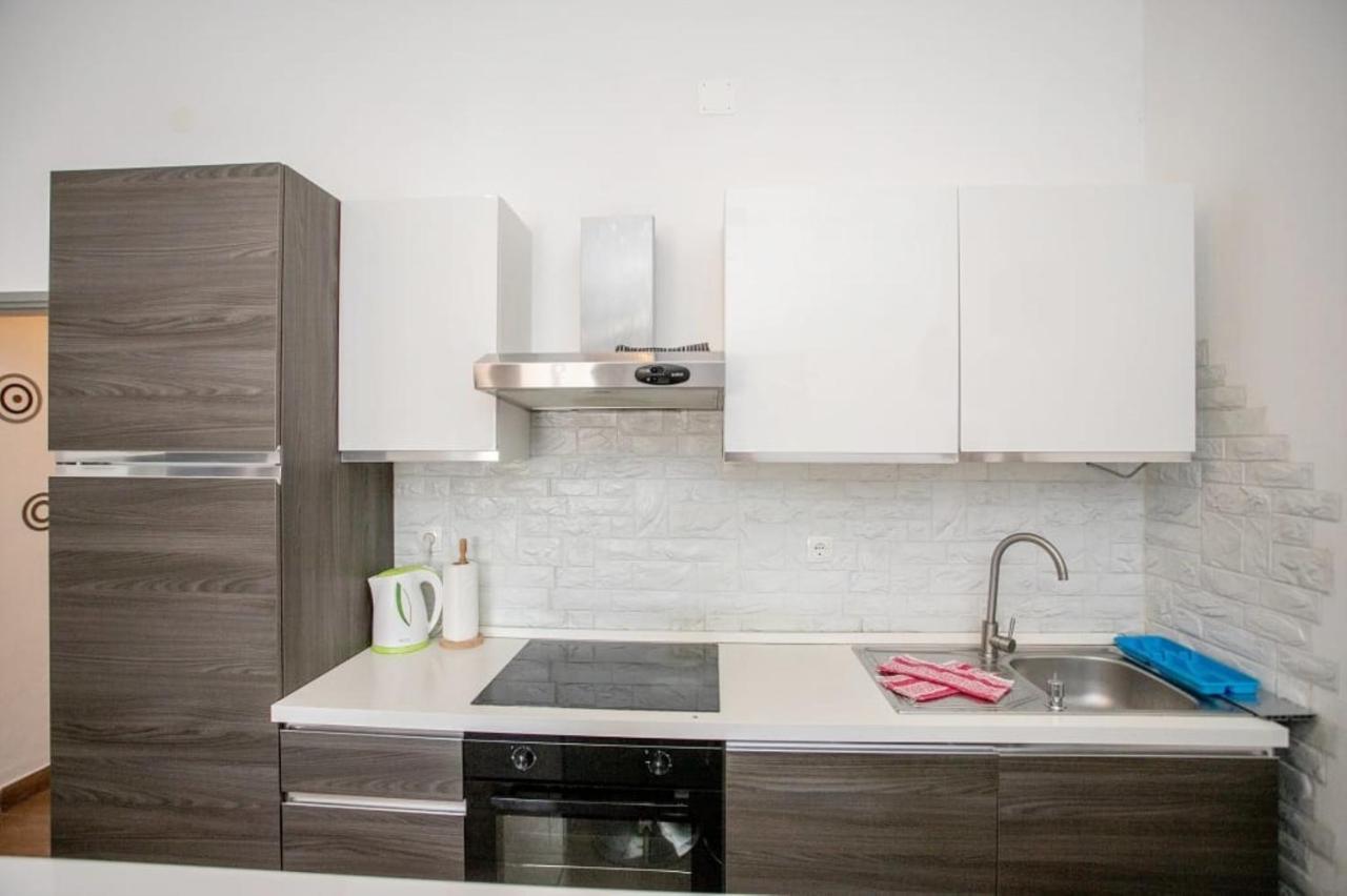 Apartments Punta 2 โอมิช ภายนอก รูปภาพ